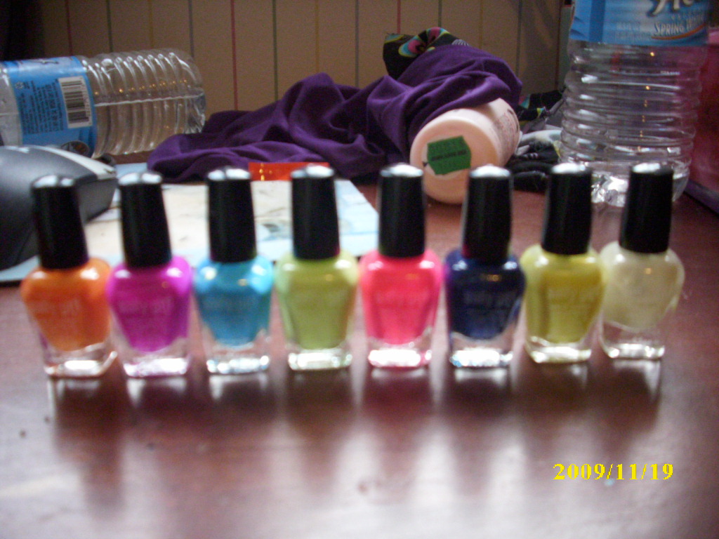 crackle nail polish,  nail polish colors,  neon nail polish,  nail polish bottle, spilled nail polish,  bright nail polish-81